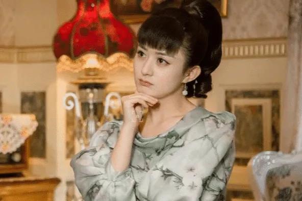 她是中国第一美人，5位总统追，却隐居农村守寡，死后葬在八宝山