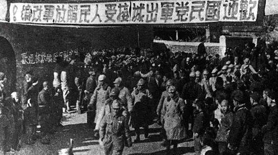 1949年叶剑英请吃饭，傅作义多喝了几杯，对林彪讲出自己的真心话