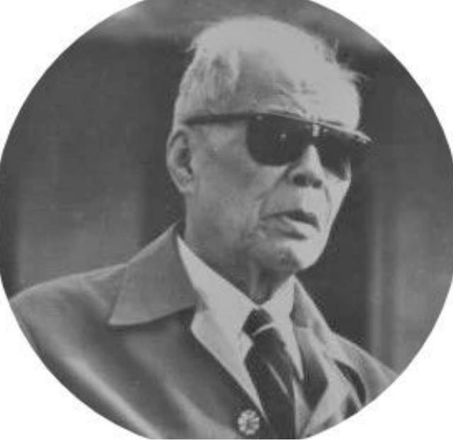1958年，毛主席问周谷城等众多老友：关公姓什么？结果无一人答对