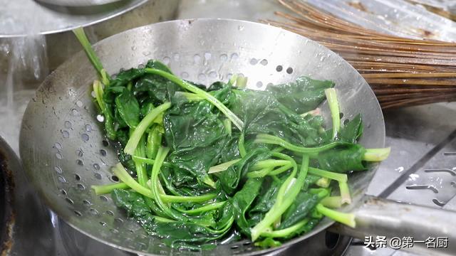 养生从肠道开始，中老年人要常吃“五宝”，调理肠胃，健康过春天