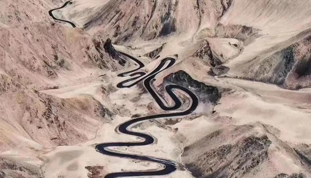中國最美公路榜單揭曉！大名鼎鼎的318川藏線居然沒有上榜？