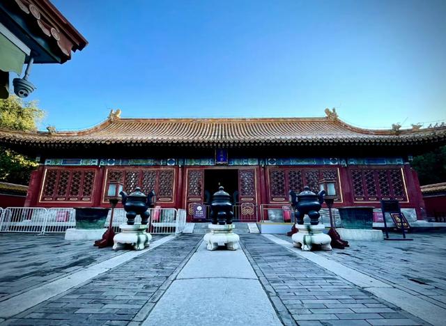 北京一冷清公園，面積小門票便宜，與天壇同名爲重要祭祀場所