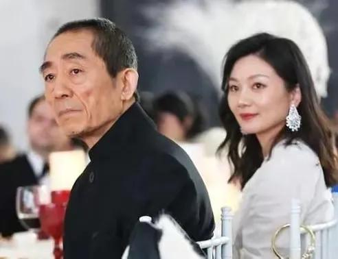 把陈婷宠上了天，为子女发展开路，你能读得懂72岁张艺谋的温柔吗