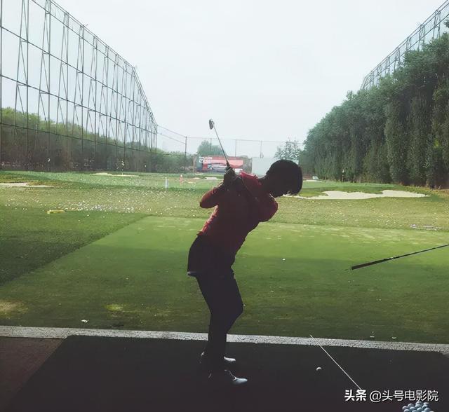 260亿身家富豪解直锟去世，和毛阿敏生两娃，17岁女儿演中国医生