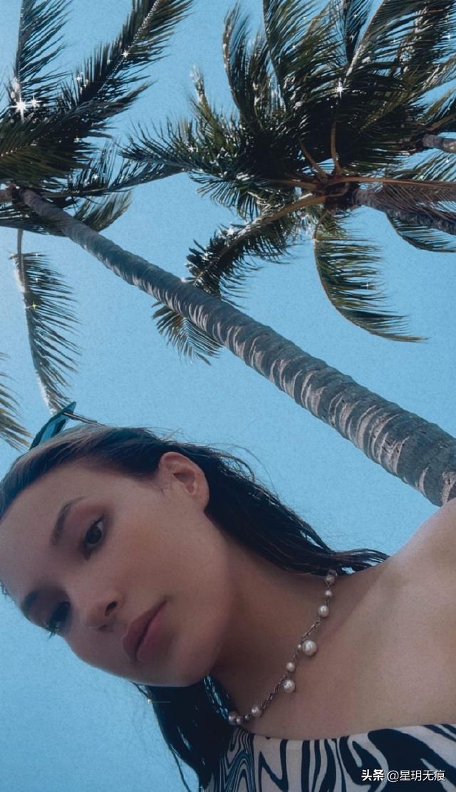 水陆两栖选手！谷爱凌海上狂飙摩托艇 悄悄配文：对不起妈妈