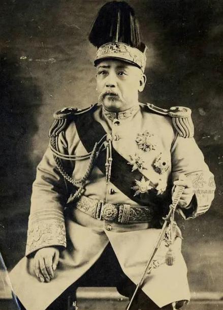 从冯国璋到冯巩，一个家族的百年史：不屈服命运才是活着的意义