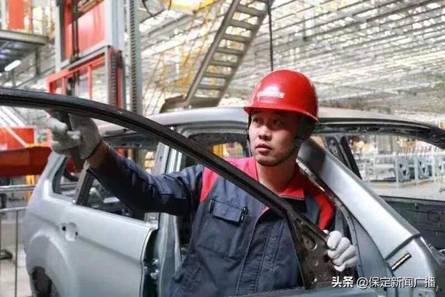弘扬劳模精神 争做时代先锋 | 谢晓星：装配线上练功夫