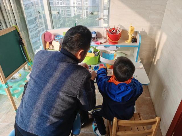 【校园动态】拾贰月Shi |小一班——“童趣风车里”创客课程故事