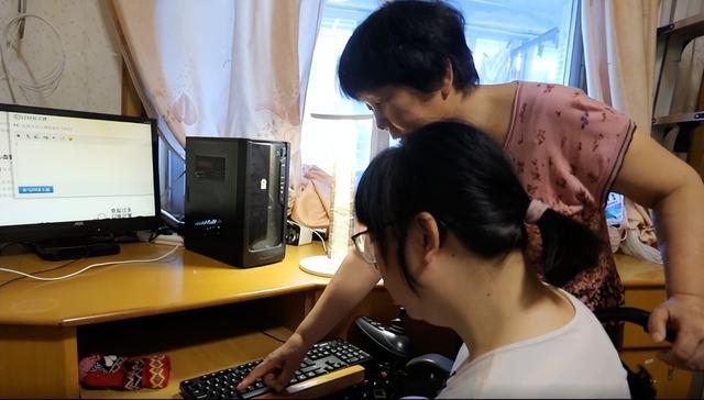 女博士王磊：30岁怀孕后瘫痪，生子后被丈夫抛弃，8年后逆风翻盘