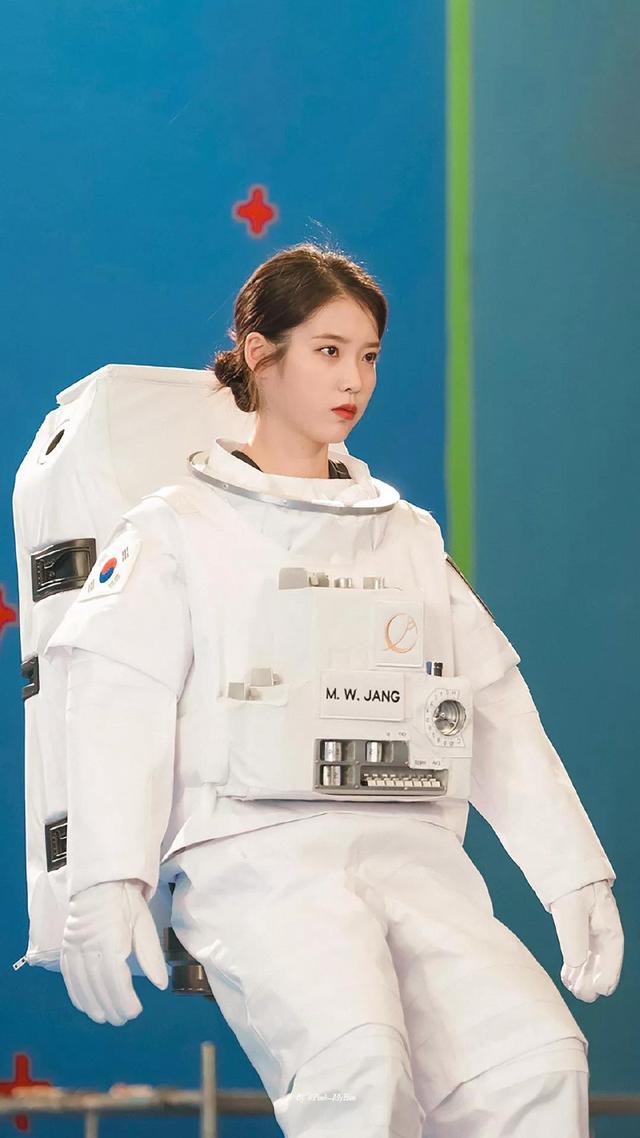 iu图片高清壁纸竖屏iu高清壁纸4k全屏60帧竖屏