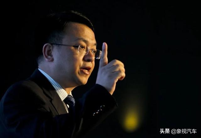 比亚迪造车19年，王传福这一次破釜沉舟