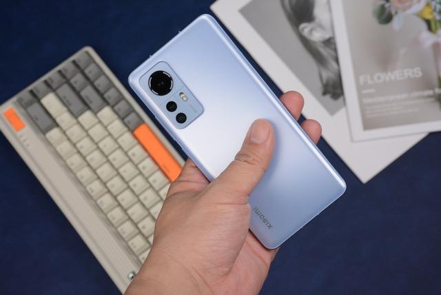 售价相差不大，OPPO Reno6Pro+和小米12X，谁更值得？