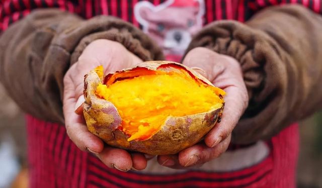 寒冬吃什么最养人？冬季食补多吃这“6宝”，滋阴润燥，开胃健脾