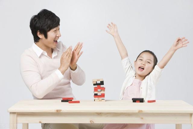 想让孩子行为得体，需要具备以下4个特质，同样适用于成年人