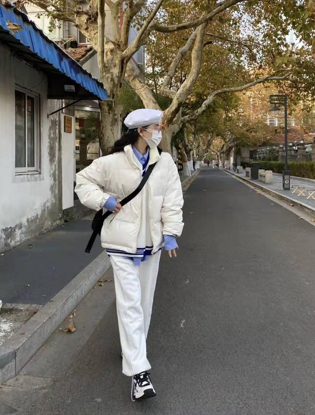 老爹鞋搭配什么类型的衣服(老爹鞋要搭配什么衣服穿)-锐牛沃德讯息网