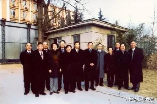 联想到底是专注套利的金融企业，还是科技创新的民族企业？