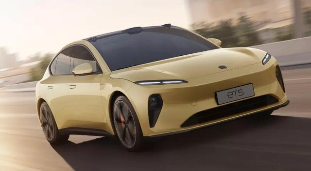 “油车除了能闻点汽油味，还有什么好？”李斌一句话遭来一通骂