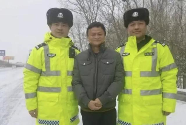 杭州马某某涉嫌利用网络危害国家安全，被依法采取刑事强制措施
