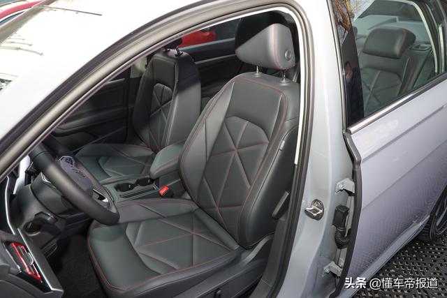新车 | 小号帕萨特？实拍大众新款朗逸星空版，或4月北京车展上市