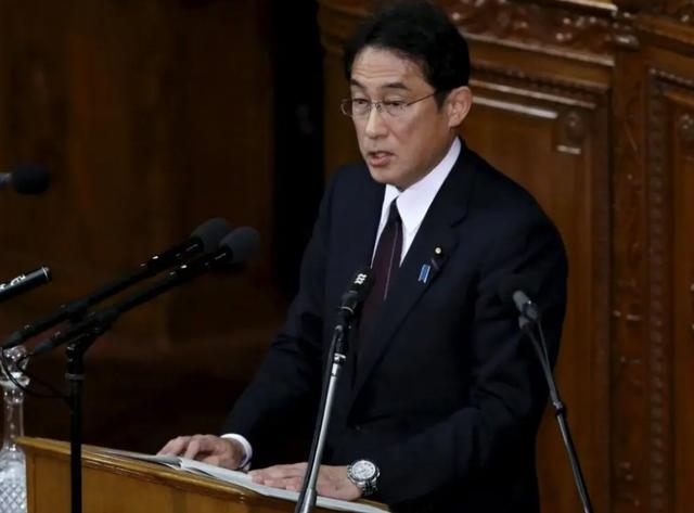 俄罗斯发出反制，日本自食苦果，俄媒批美国“要饿死全世界”
