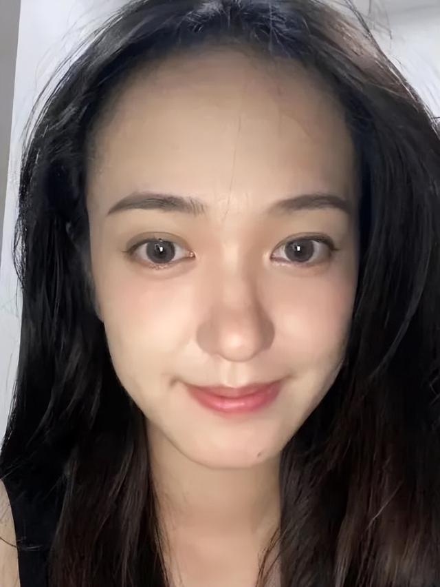 适合留刘海还是露额头(你适合露额头还是留刘海)-锐牛沃德讯息网