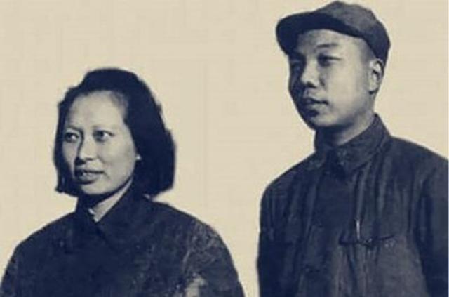 38年毛主席偶遇王新兰，开玩笑说：当心你的肖华被别的姑娘抢走了