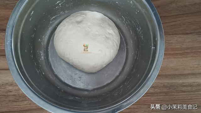 立夏后，阳气易损耗，建议多吃“3红3白1黑”，升阳驱寒轻松度夏