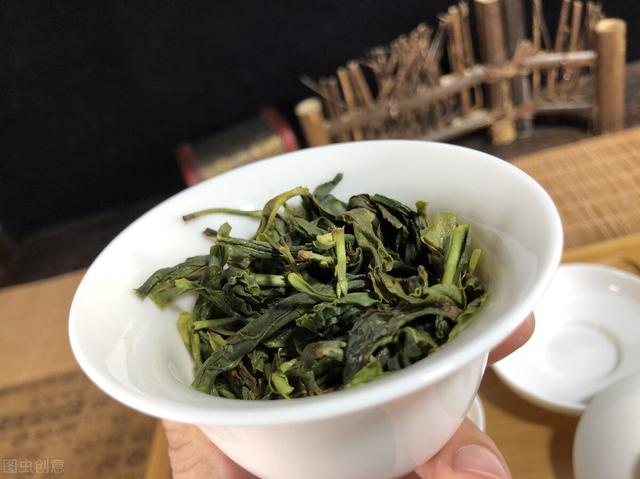 如何正视通过茶叶“生熟度”来判定伤不伤胃的说法？