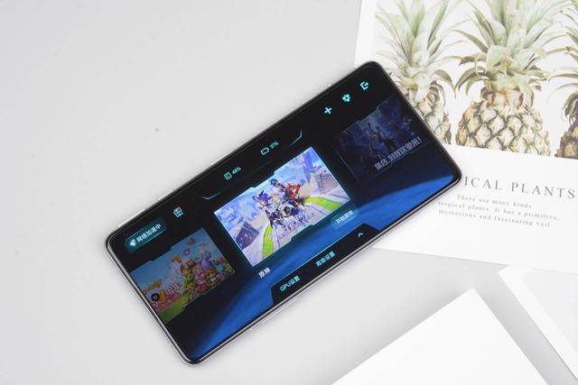 2021年底买手机，为什么懂行人推荐这4款？最高不到三千