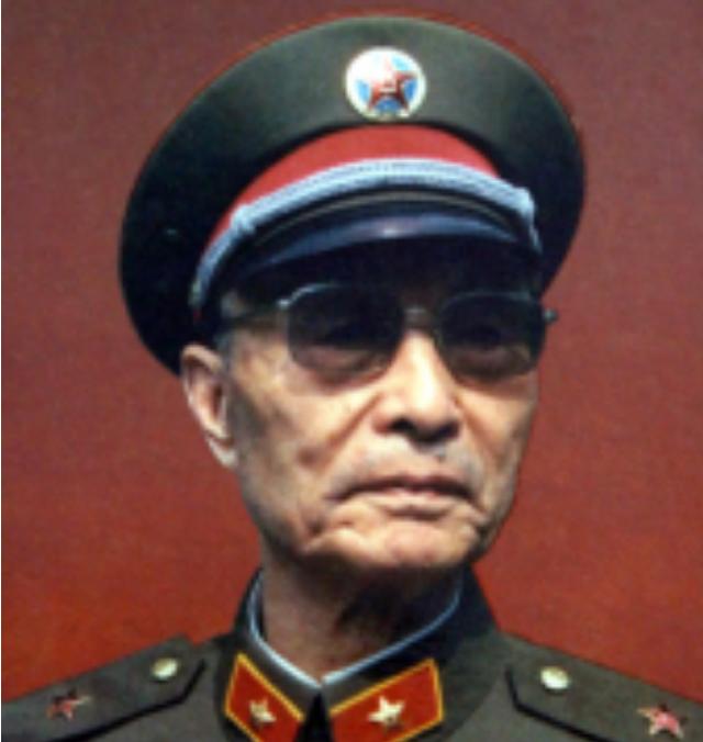 1964年周总理召开会议，开国上将提前离开，总理却要求搜查口袋