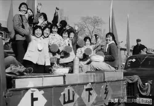 「知青往事」最苦莫过无菜之炊，盐水拌饭成了无奈选项