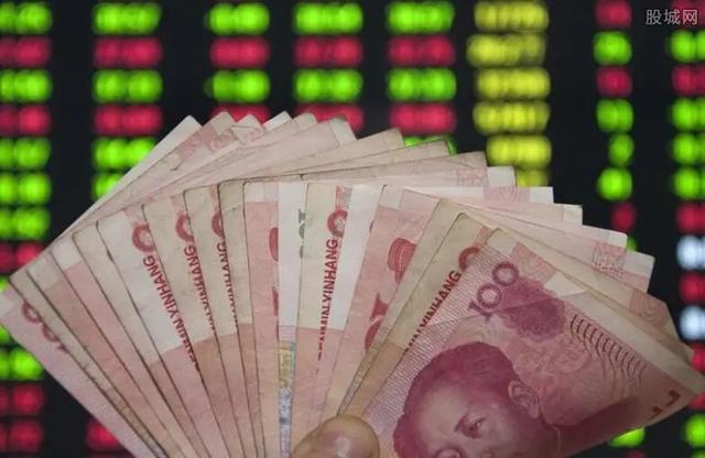 2009年，辽宁男子3万元买两全分红险，12年到期后分红亏4万