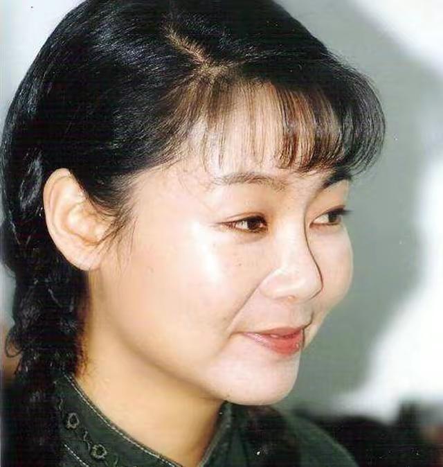 《人世间》女星状态大不同！殷桃零瑕疵，宋佳显老，靳东初恋惊艳