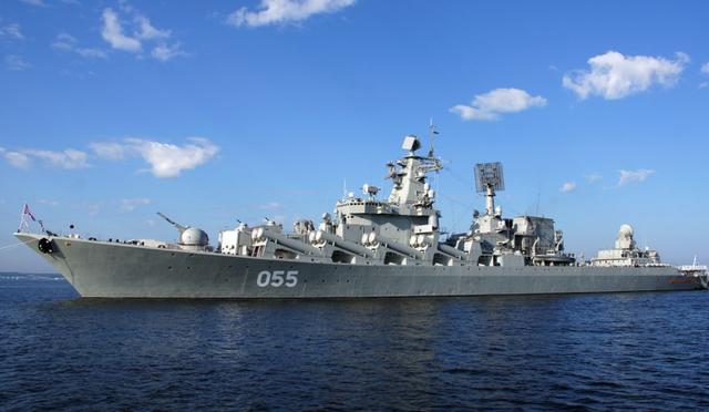 土耳其背后捅刀子，宣布关闭两大重要海峡，俄海军三大舰成了摆设