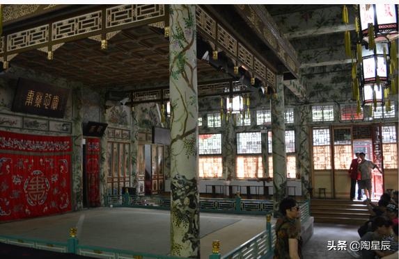公交徒步遊北京：遊恭王府看萬福園