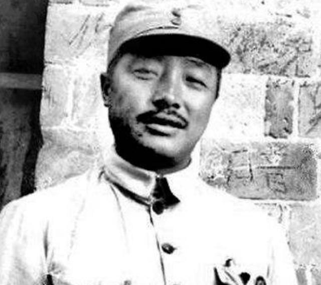 朱德位列十大元帅之首，授衔编号却是004，毛主席将001号给了谁？