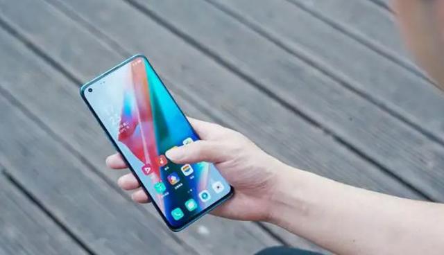 OPPO Find X5 Pro自研6nm芯片，性能超A15，苹果有压力了