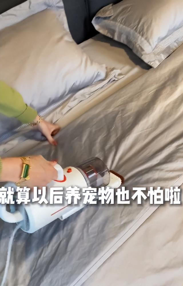 雪瑞姑姑：“冻龄奶奶”走红网络，抖音第一富婆，62岁活成18模样