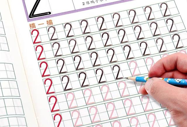 我用1个方法，让女儿一夜之间学会自主写作业，再也不用我催了