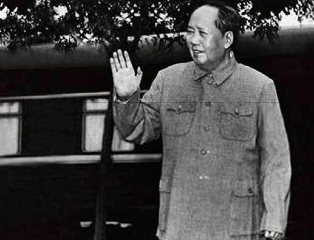 诸葛亮为何无法一统三国，毛主席评价得很到位：他有3个欠缺
