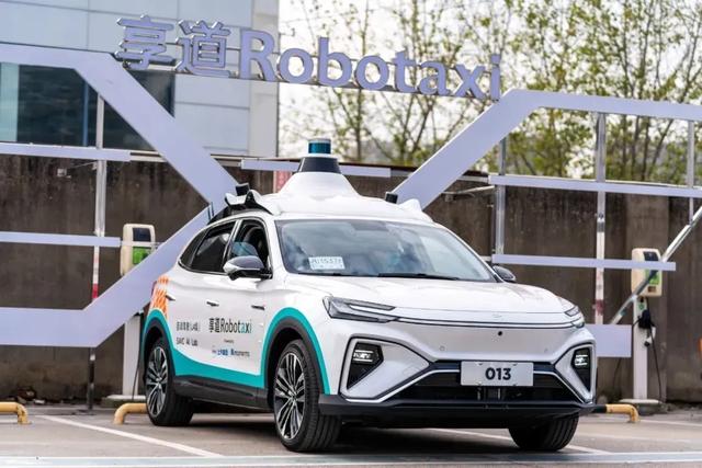 「葵花日更」又有3位顶级数学家加盟华为，都是菲尔兹奖得主