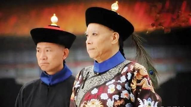 因相貌太丑乾隆出上联挖苦，却被他当场对出，乾隆大喜：赐他探花