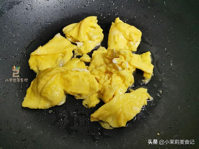 春季湿气重，多吃“3红3白2绿”，少食2样，健脾除“湿”轻松度春
