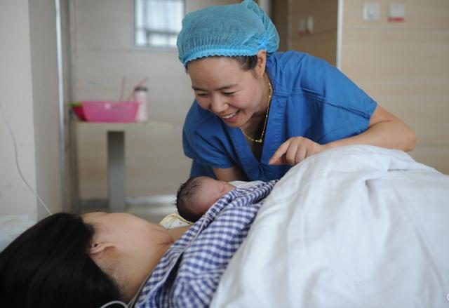 三类孕妇，分娩时会比别人少遭罪，全中很幸运