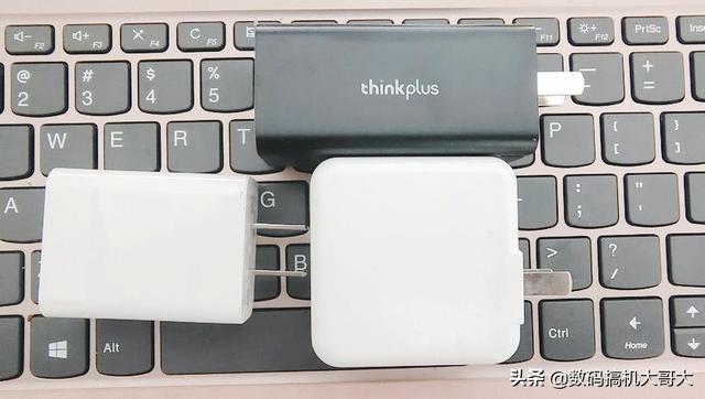 「原创」敢想敢为之联想Thinkplus 口红电源Pro 65W黑色版使用分享