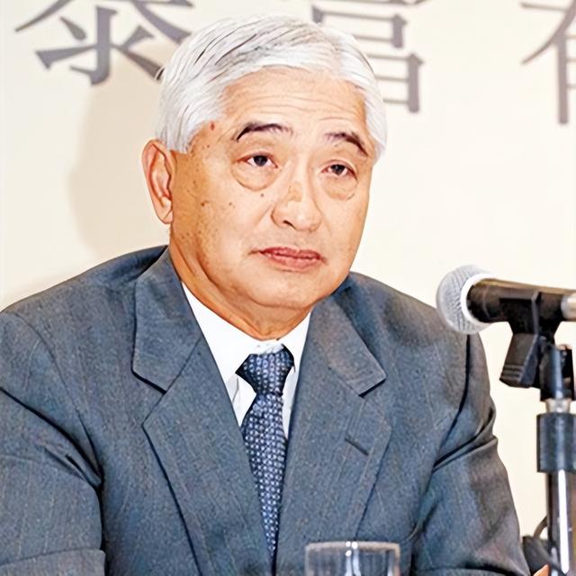 红色资本家荣毅仁89岁在北京逝世，留下的5个子女，今现状如何？