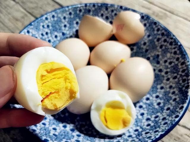 早上吃一个水煮鸡蛋，一段时间后会发生什么？肝不好的人建议了解