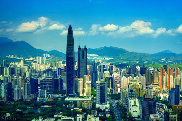 中国的北上广深，对比美国的纽约 洛杉矶 芝加哥 旧金山差距有多大