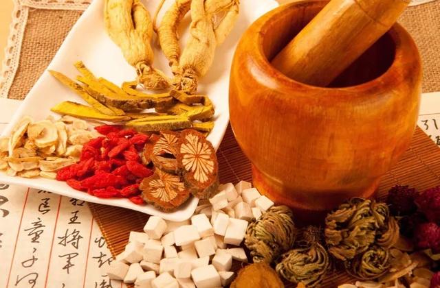 “世”说新语｜从“牛溲马勃”认识中医的变“废”为宝