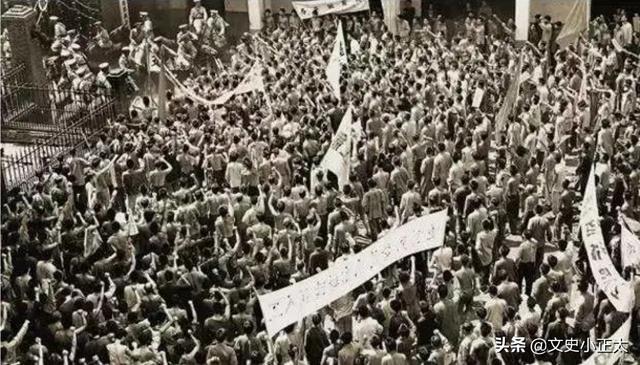 1955年授衔结束，台下还站着一人，周总理问他原因：没念到我名字